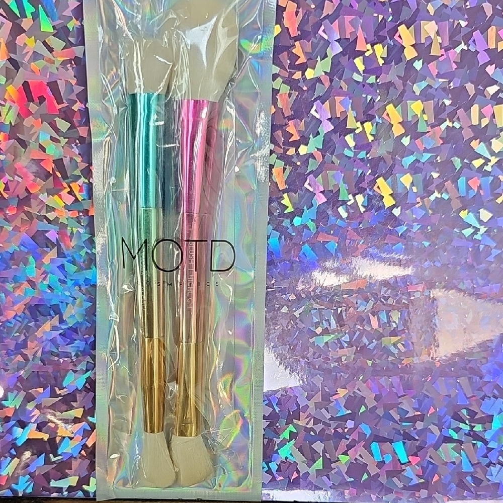 MOTD Pink & Teal Party Brush Set with Gold Accents